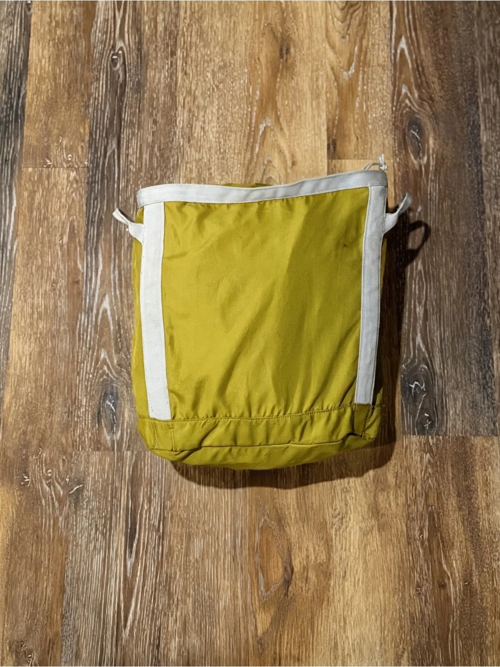 Kelty Window Seat 28L Storage Gear Cube
